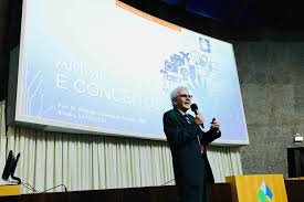 O que é Defesa Cognitiva e por que ela é vital no mundo digital?